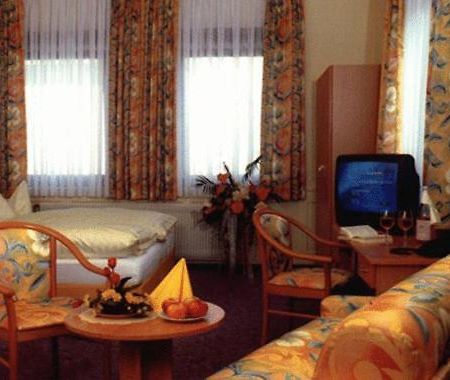 Traube Hotell Fellbach Rum bild
